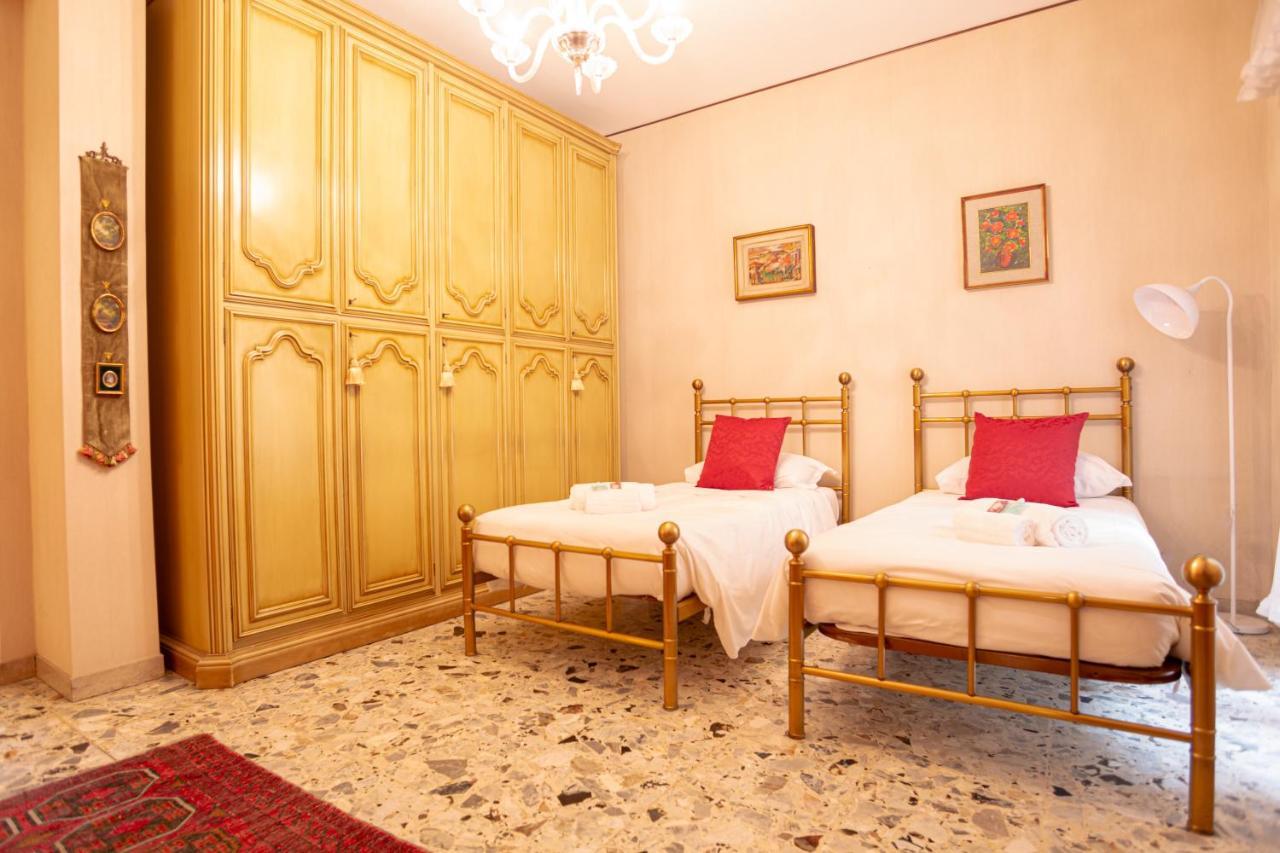 Residenza Porta Leoni - Royal Welcome Βερόνα Εξωτερικό φωτογραφία